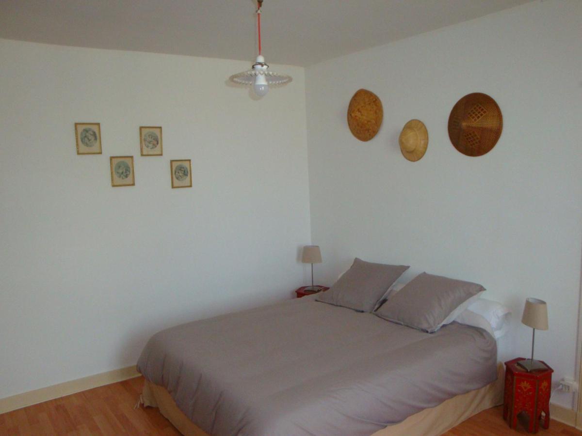Suite Independante A La Campagne Saint-Aigulin Экстерьер фото